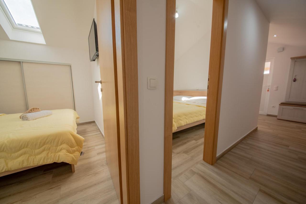 Apartman Eva 브르시 외부 사진