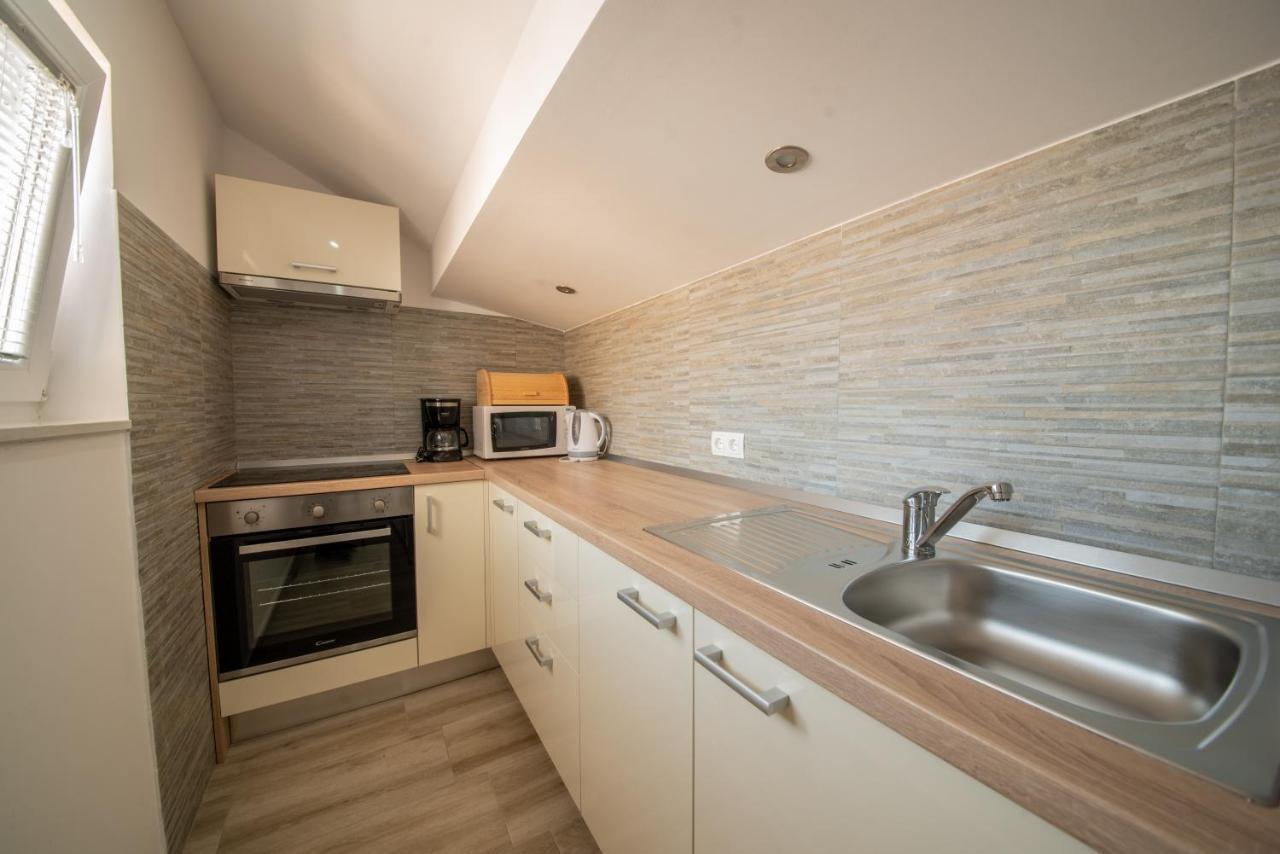 Apartman Eva 브르시 외부 사진