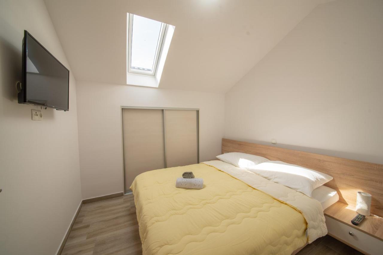 Apartman Eva 브르시 외부 사진