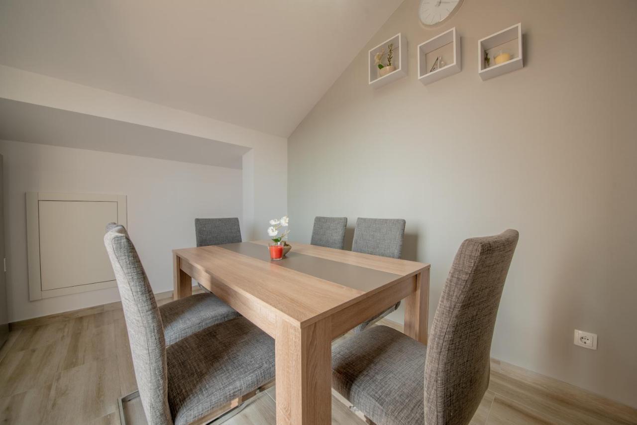 Apartman Eva 브르시 외부 사진